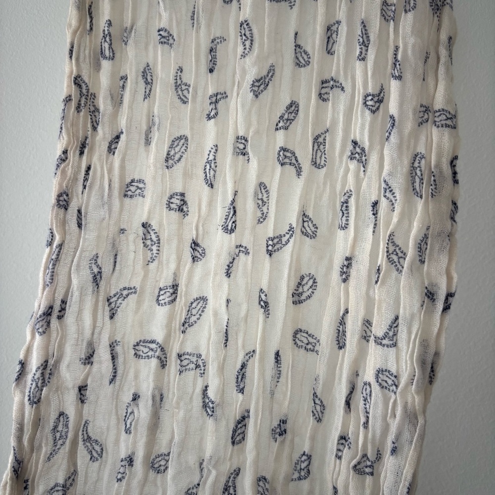 Lucky Brand Cream and Blue Patterned Scarf - Picture 3 of 4